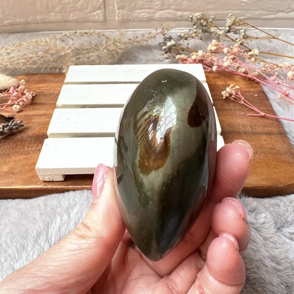 Beautiful Polychrome Jasper Heart - Picture 5 of 7